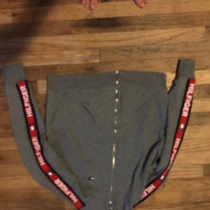 Tommy Hilfigure zip up sweater